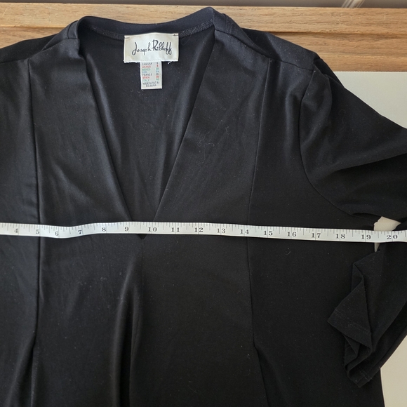 Joseph Ribkoff Black Top Size 6 Sm to Med - Monochrome, lagenlook - Picture 8 of 10